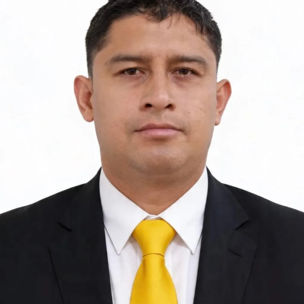 CARLOS JULIO VÉLEZ QUIMIZ