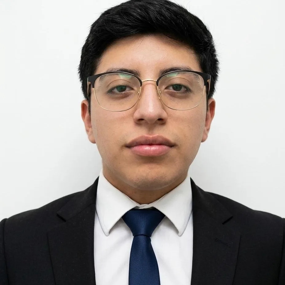 SANTIAGO DAVID MORETA MARCILLO