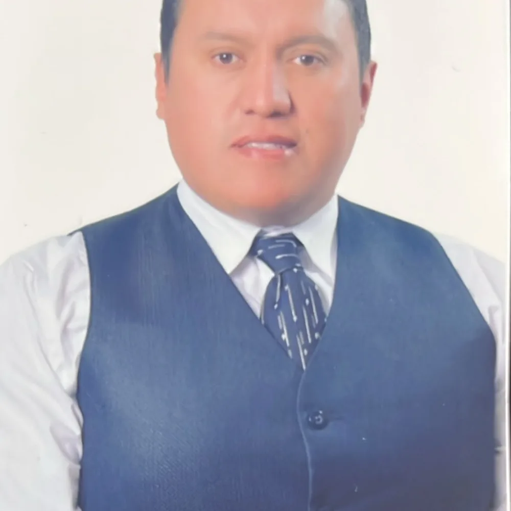 Santiago Xavier Calvopiña Vargas