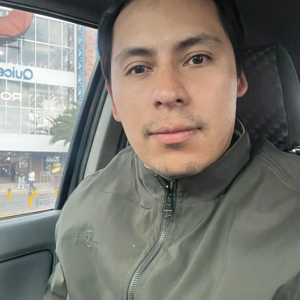 Jefferson Israel Tapia Hidalgo